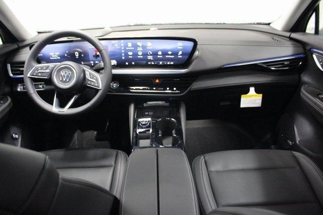 Photo of 2025 White Frost Tricoat Buick Envision