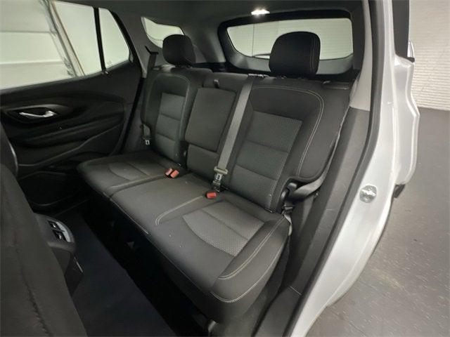 Photo of 2022 Summit White GMC Terrain