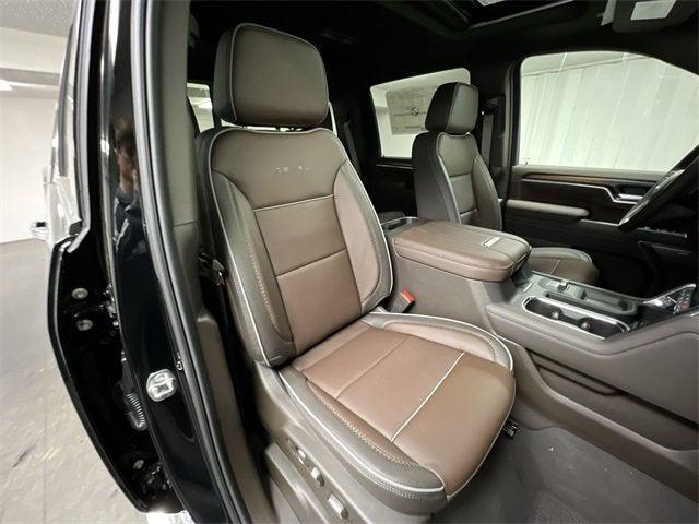 Photo of 2025 Onyx Black GMC Sierra 2500