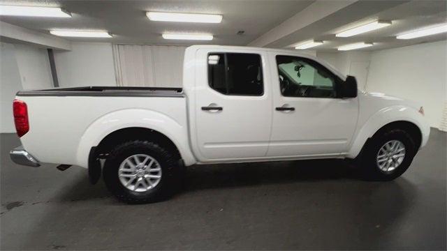 Photo of 2019 White Nissan Frontier