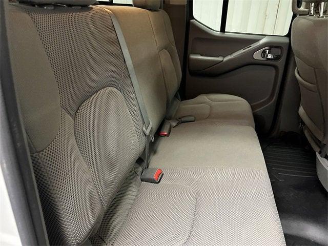 Photo of 2019 White Nissan Frontier