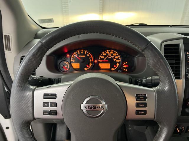 Photo of 2019 White Nissan Frontier