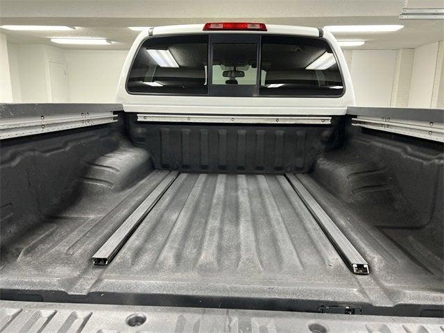Photo of 2019 White Nissan Frontier