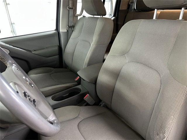 Photo of 2019 White Nissan Frontier