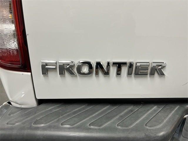 Photo of 2019 White Nissan Frontier