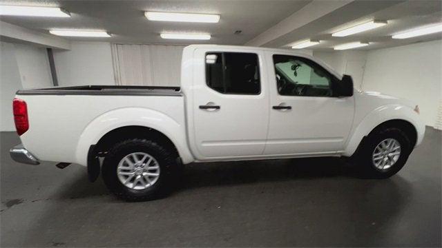Photo of 2019 White Nissan Frontier