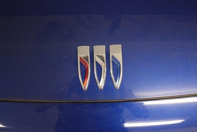 Photo of 2025 Calypso Blue Metallic Buick Envision