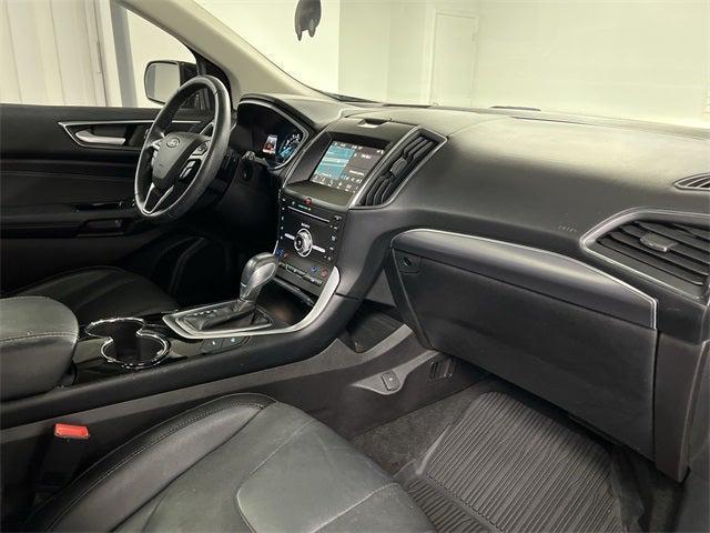 Photo of 2018 Black Ford Edge