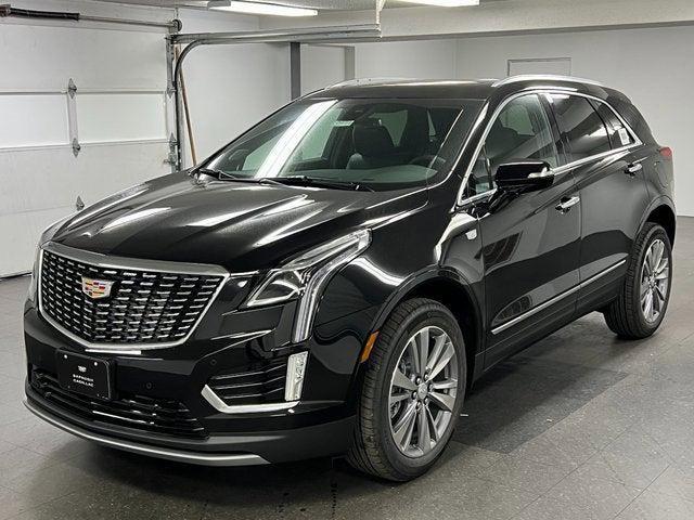 Photo of 2025 Exterior, Black Meet Kettle Met (384A) Cadillac XT5