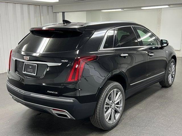 Photo of 2025 Exterior, Black Meet Kettle Met (384A) Cadillac XT5