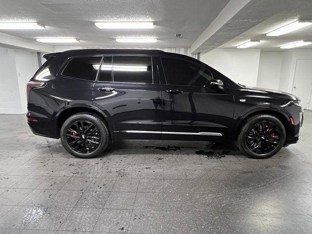 Photo of 2022 Stellar Black Metallic Cadillac XT6