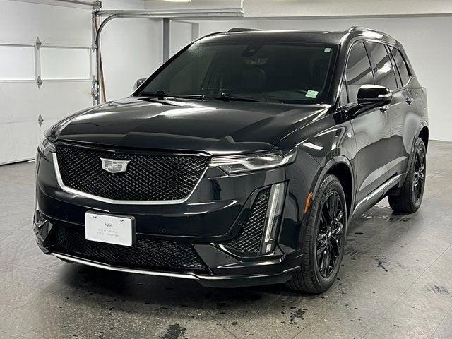 Photo of 2022 Stellar Black Metallic Cadillac XT6
