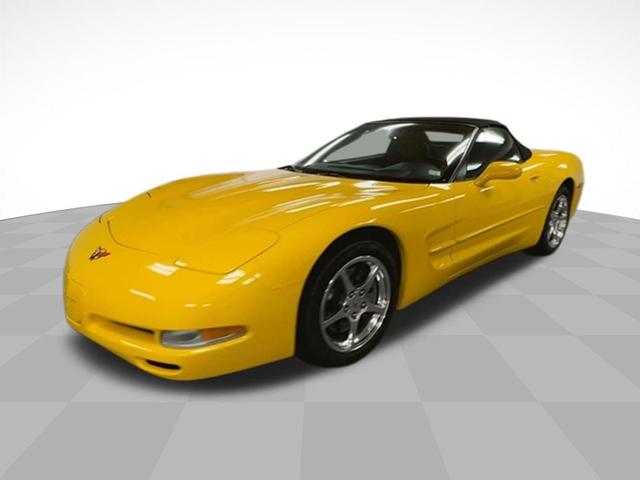 Photo of 2004 Yellow Chevrolet Corvette