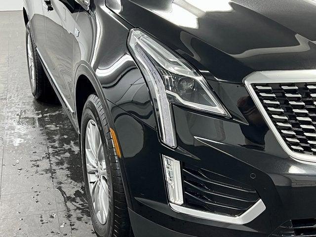 Photo of 2022 Stellar Black Metallic Cadillac XT5