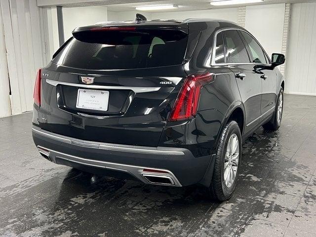 Photo of 2022 Stellar Black Metallic Cadillac XT5