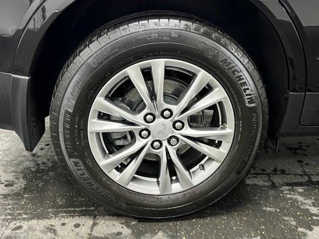 Photo of 2022 Stellar Black Metallic Cadillac XT5