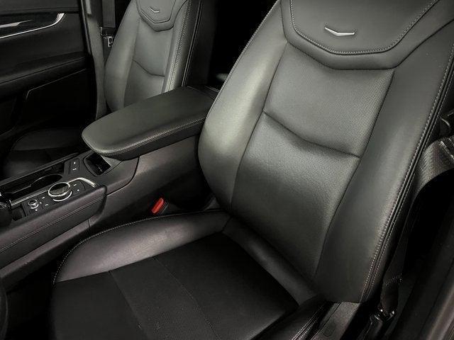 Photo of 2022 Stellar Black Metallic Cadillac XT5