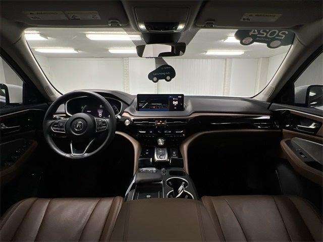 Photo of 2024 White Acura MDX
