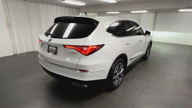 Photo of 2024 White Acura MDX