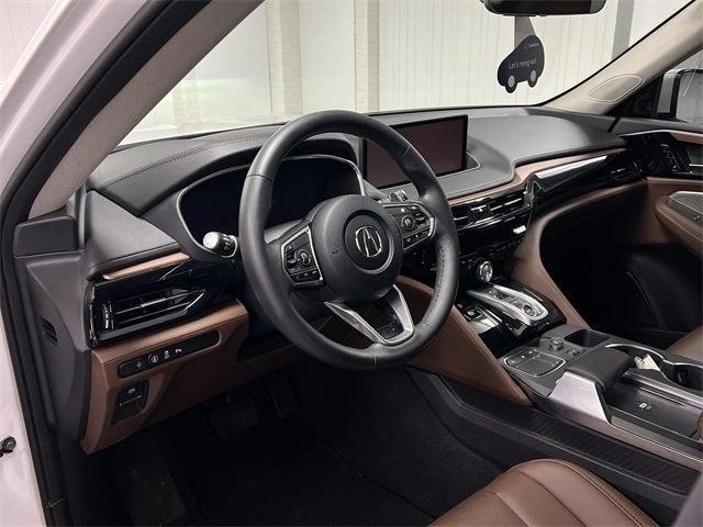Photo of 2024 White Acura MDX
