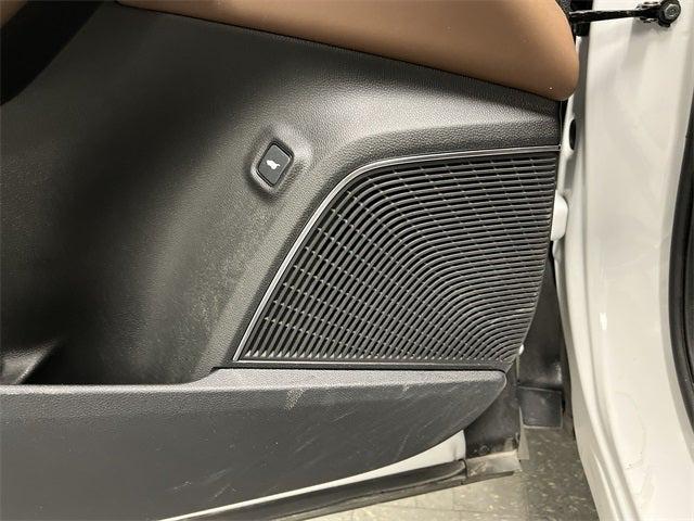 Photo of 2024 White Acura MDX