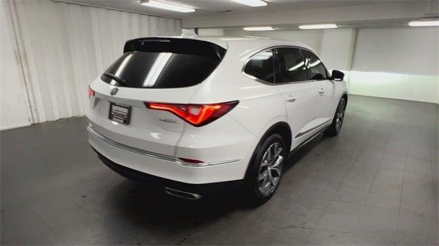 Photo of 2024 White Acura MDX