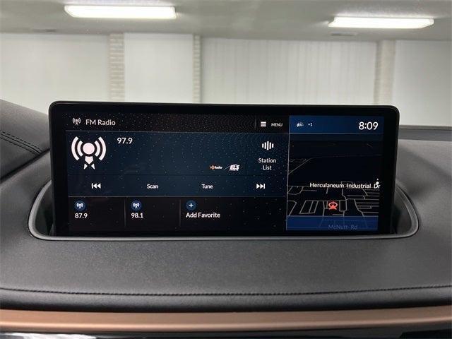 Photo of 2024 White Acura MDX