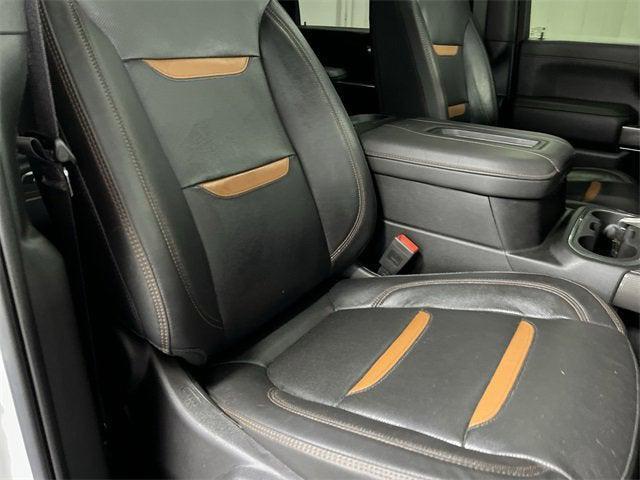 Photo of 2022 Summit White GMC Sierra 2500