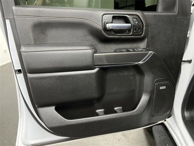 Photo of 2022 Summit White GMC Sierra 2500