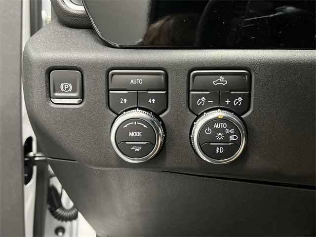 Photo of 2025 Summit White GMC Sierra 1500