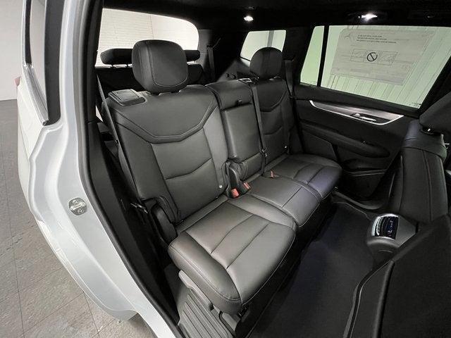 Photo of 2025 Crystal White Tricoat Cadillac XT6