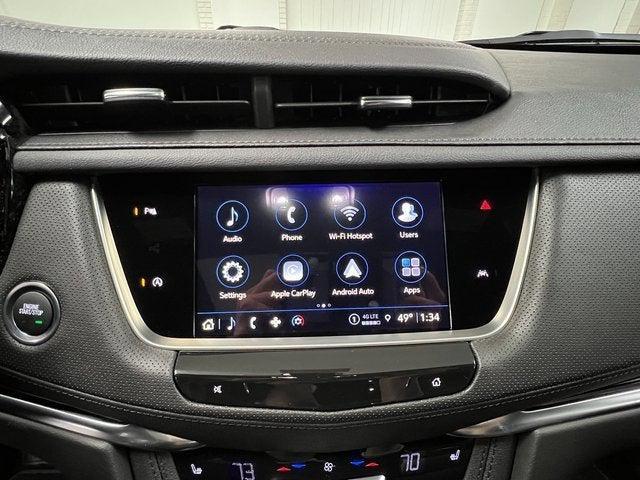 Photo of 2025 Crystal White Tricoat Cadillac XT6