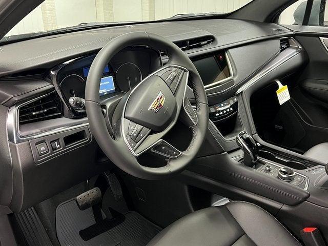 Photo of 2025 Argent Silver Metallic Cadillac XT5