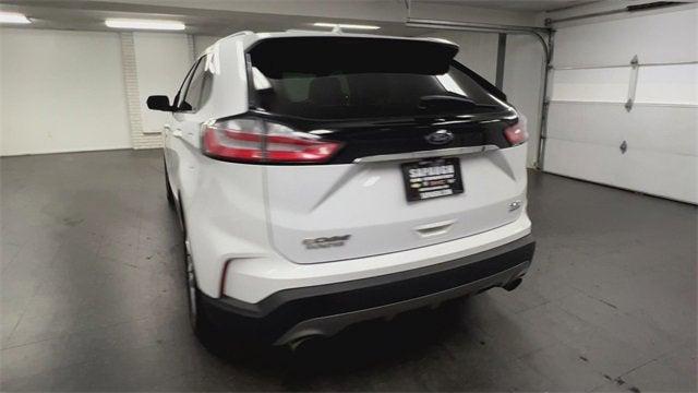 Photo of 2020 White Ford Edge