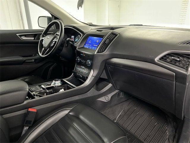 Photo of 2020 White Ford Edge