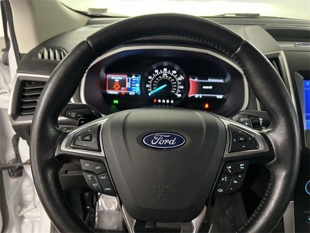 Photo of 2020 White Ford Edge