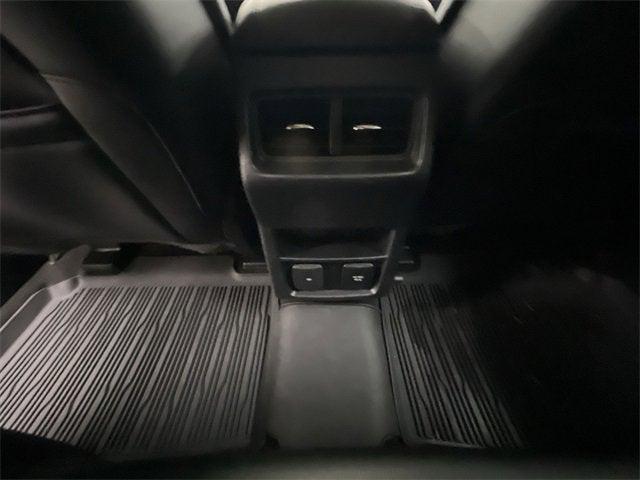 Photo of 2020 White Ford Edge