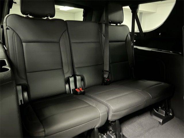 Photo of 2023 Iridescent Pearl Tricoat Chevrolet Suburban