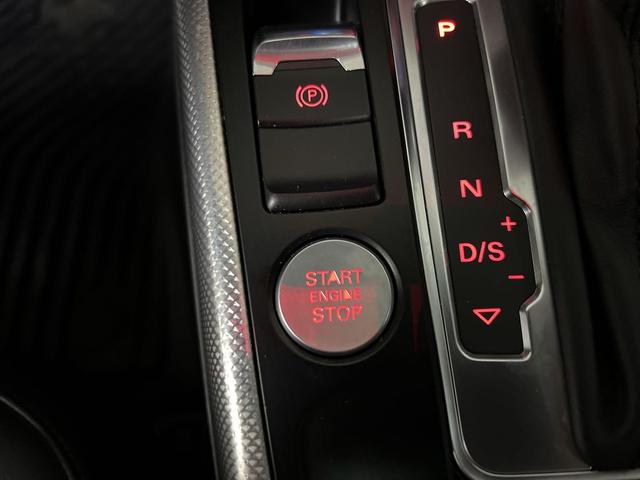 Photo of 2013 Black Audi A4