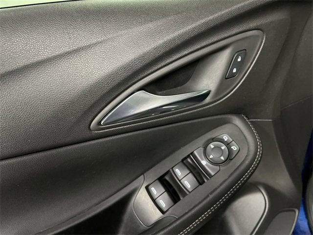 Photo of 2022 Sapphire Metallic Buick Encore GX