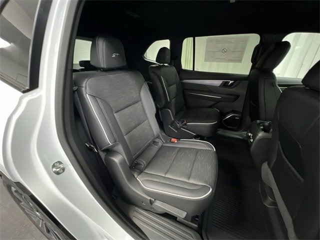 Photo of 2026 summit white Buick Enclave