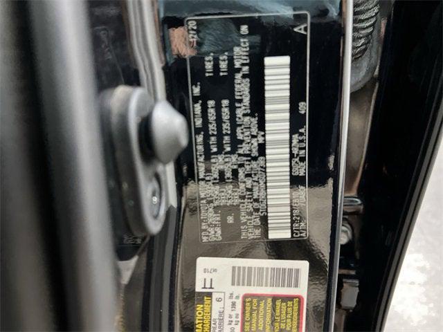 Photo of 2021 Black Toyota Highlander