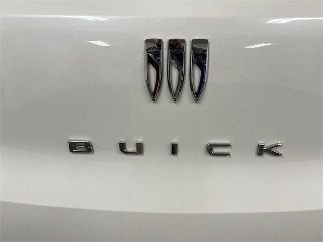 Photo of 2024 White Frost Tricoat Buick Encore GX