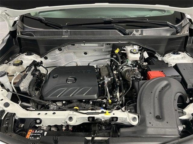 Photo of 2024 White Frost Tricoat Buick Encore GX