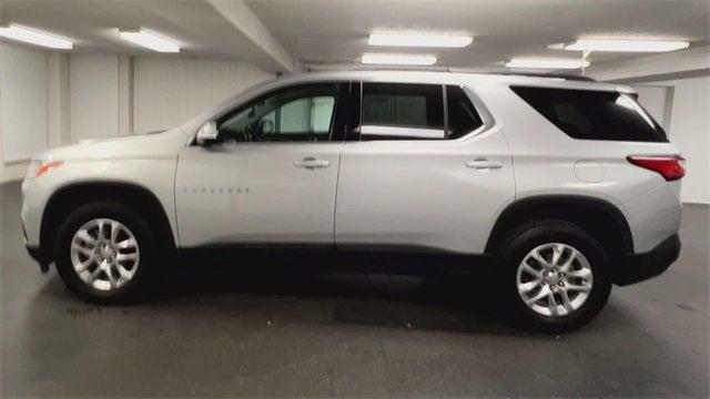 Photo of 2019 Exterior, Switchblade Silver Met (G) 636R Chevrolet Traverse