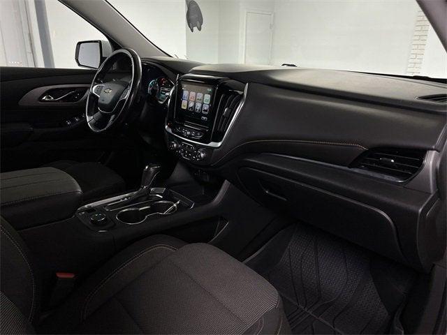 Photo of 2019 Exterior, Switchblade Silver Met (G) 636R Chevrolet Traverse