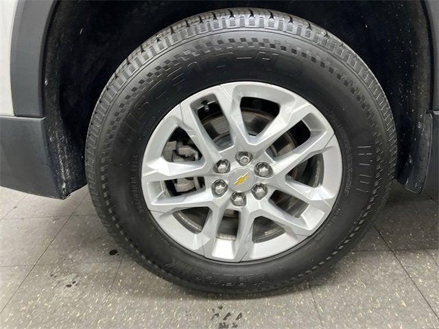 Photo of 2019 Exterior, Switchblade Silver Met (G) 636R Chevrolet Traverse