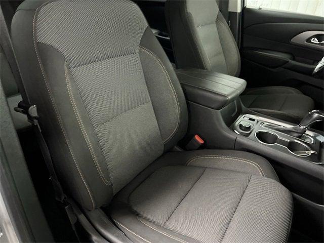 Photo of 2019 Exterior, Switchblade Silver Met (G) 636R Chevrolet Traverse