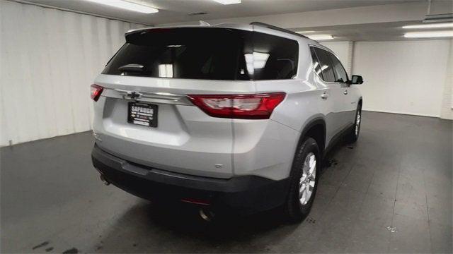 Photo of 2019 Exterior, Switchblade Silver Met (G) 636R Chevrolet Traverse