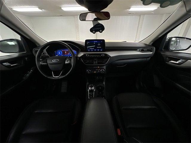 Photo of 2021 Gray Ford Escape